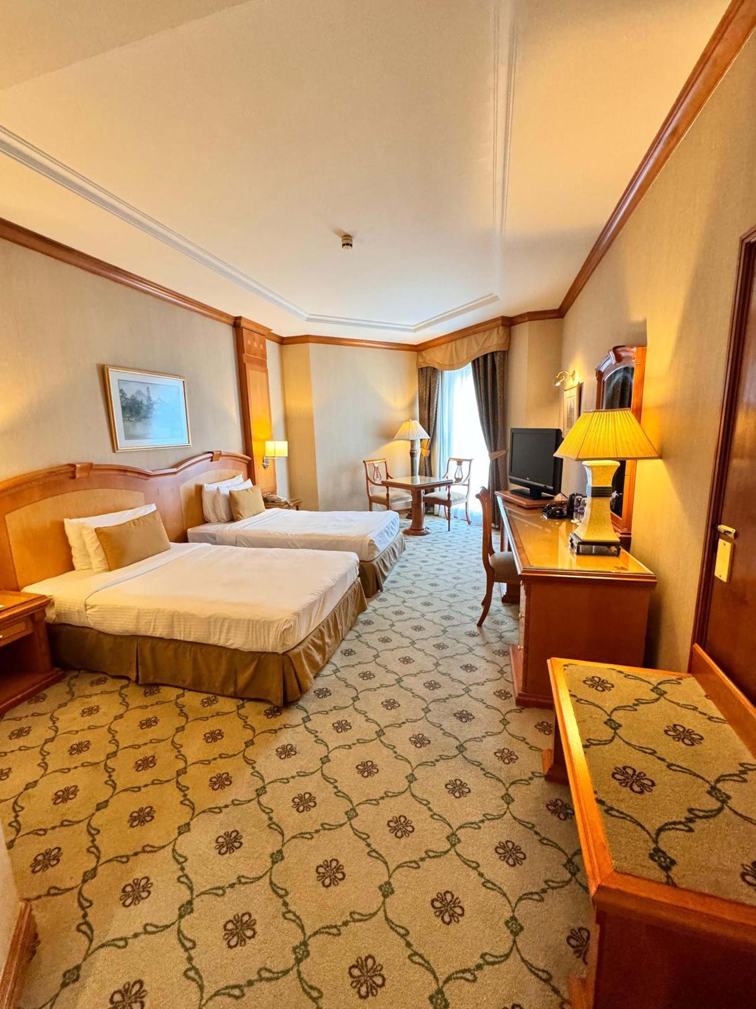 Knight Castle Hotel - Formerly Known As Carlton Palace Hotel Dubai Dış mekan fotoğraf
