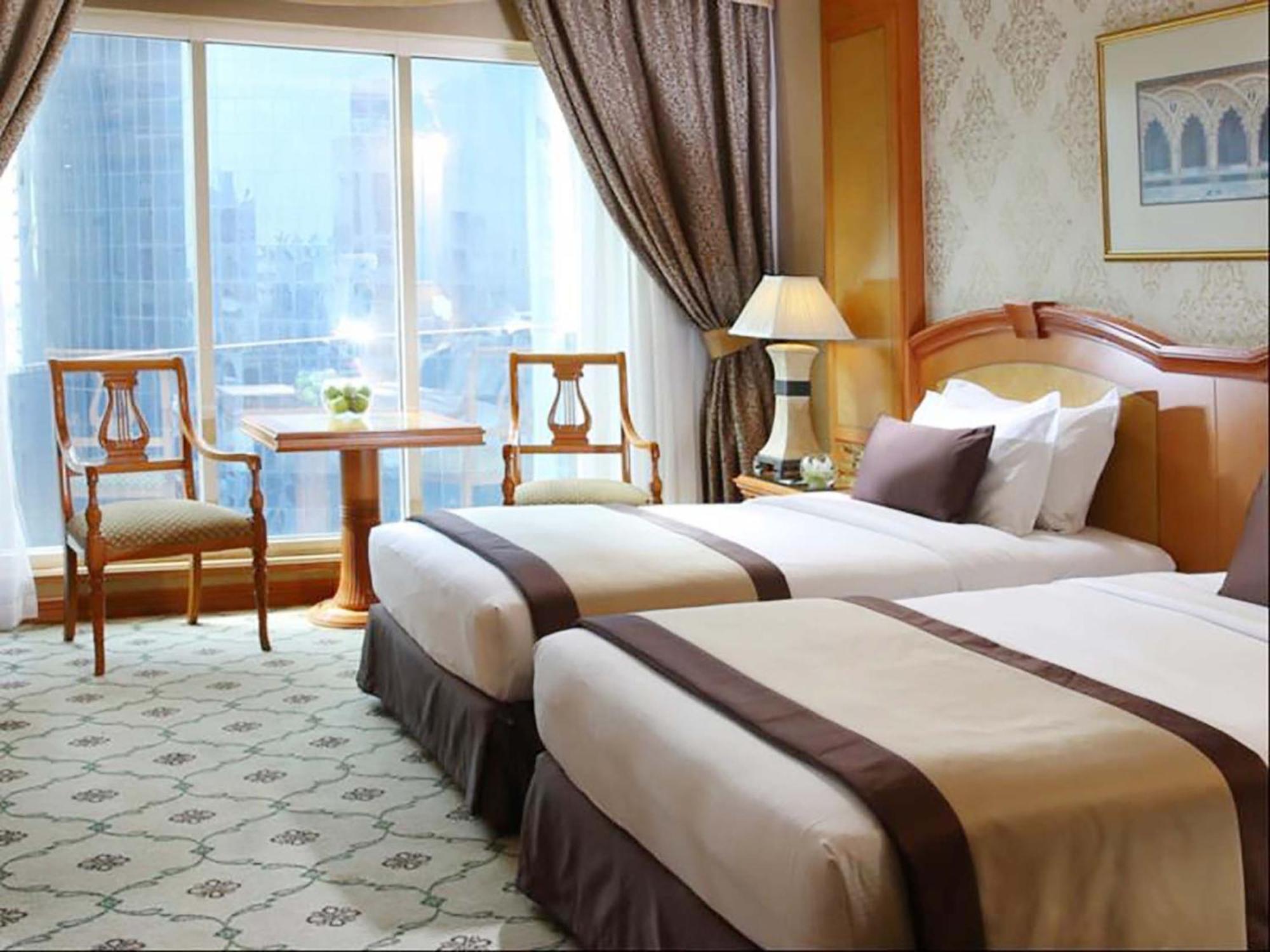 Knight Castle Hotel - Formerly Known As Carlton Palace Hotel Dubai Dış mekan fotoğraf
